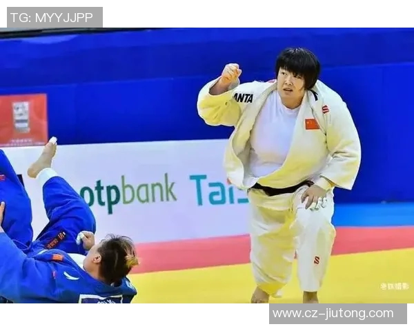 足球明星与柔道的奇妙碰撞谁将成为跨界竞技的王者